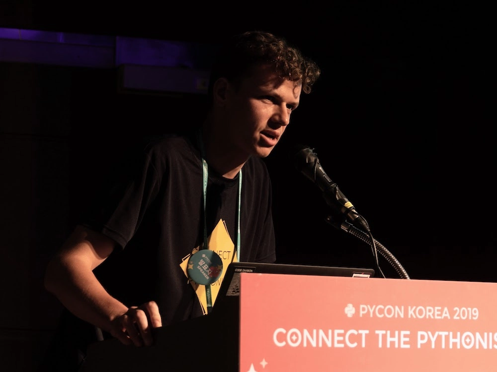 Marcin Gębala presenting at PyCon Korea 2019 in Seoul Marcin Gębala presenting at PyCon Korea 2019 in Seoul